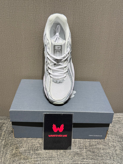 New Balance 740 White