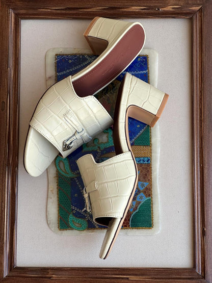 Valentino Slippers 2 colors