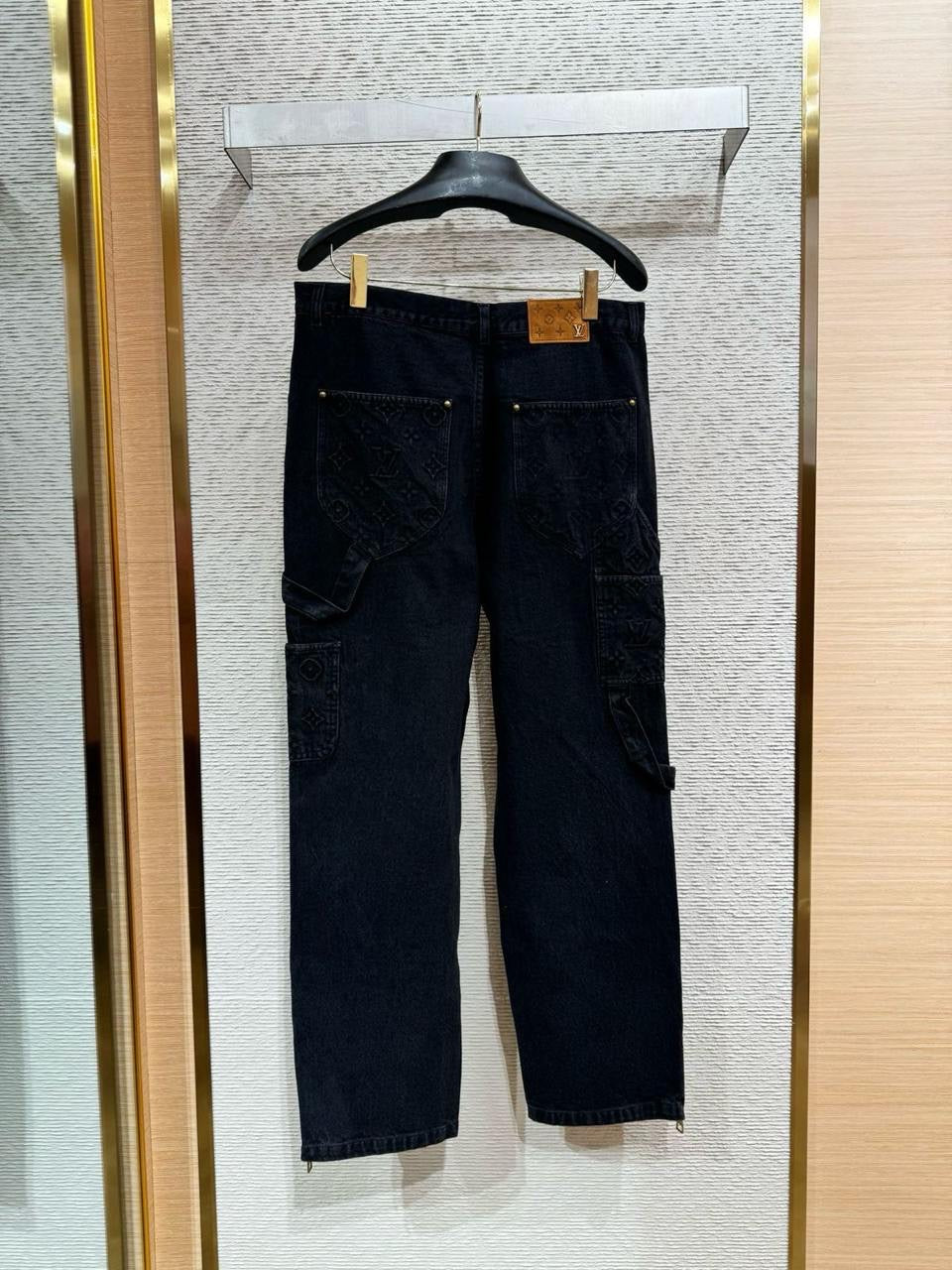 Louis Vuitton Pants