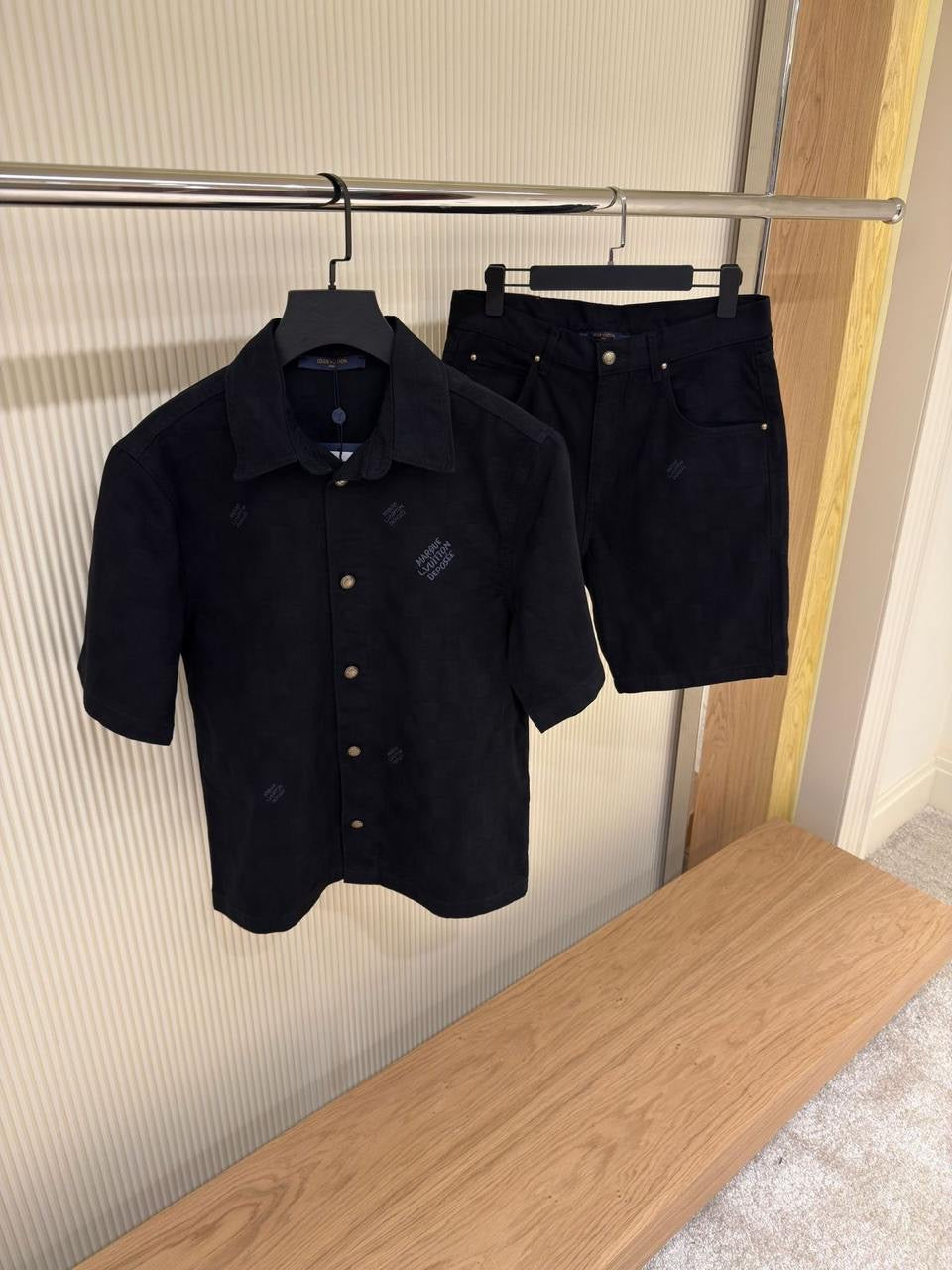 Louis Vuitton Set 2 colors