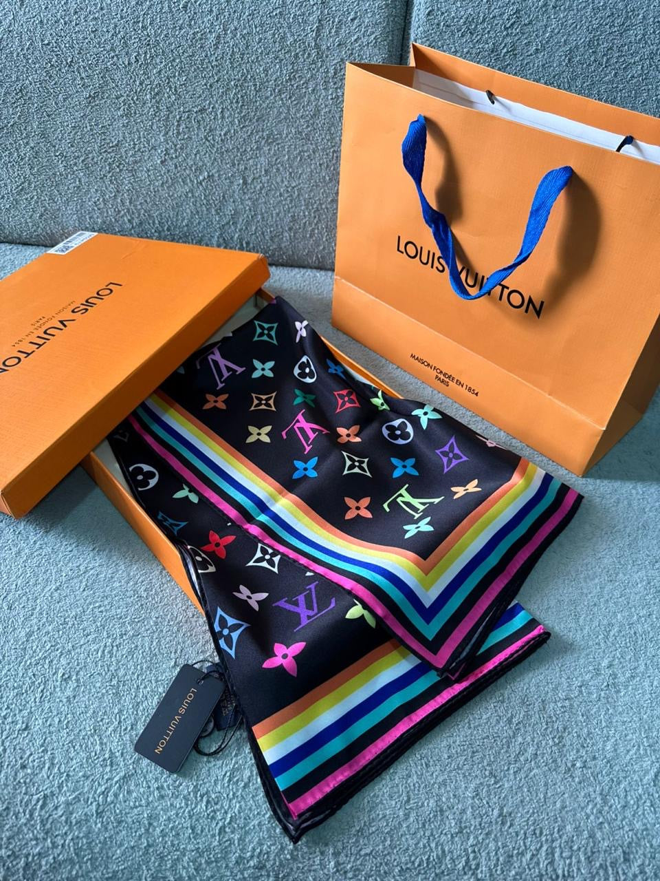 Louis Vuitton Scarfs 6 colors