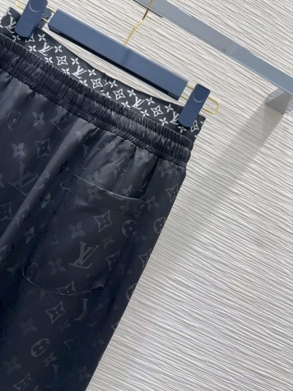 Louis Vuitton Pants 2 colors