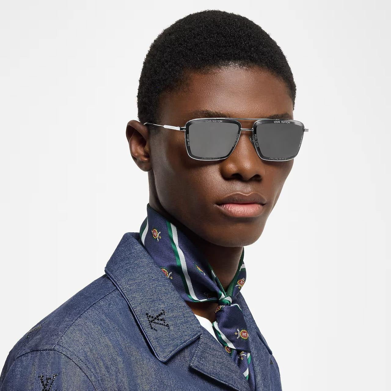 Louis Vuitton Sunglasses 2 colors