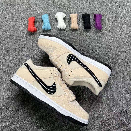 SB Dunk Low Albino & Preto