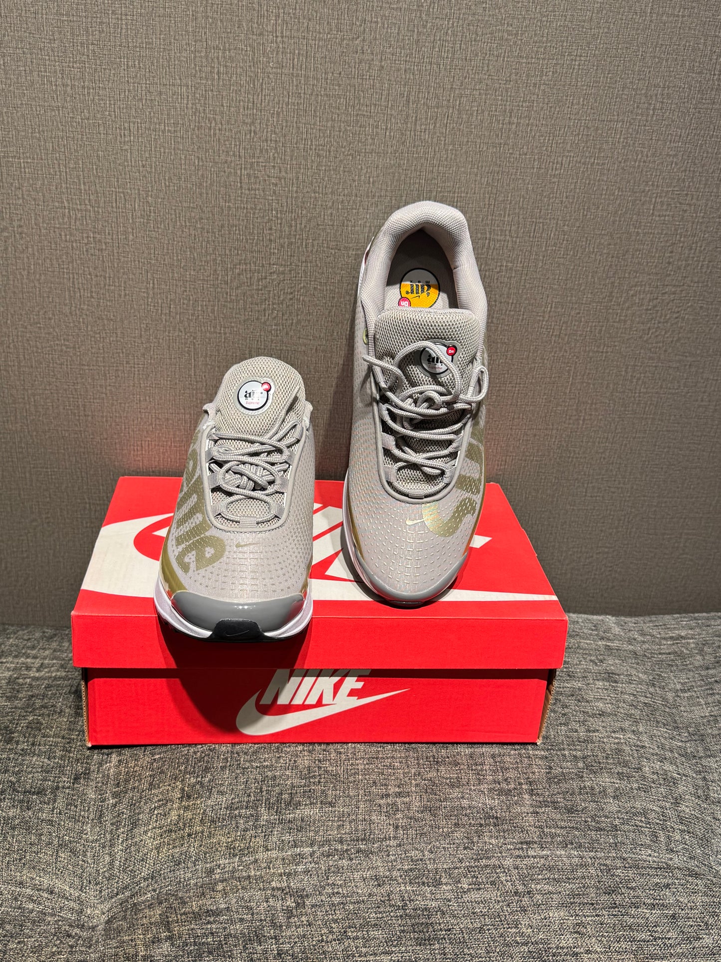 Nike Air Max DN Gold