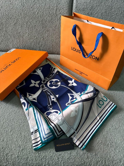 Louis Vuitton Scarfs 6 colors
