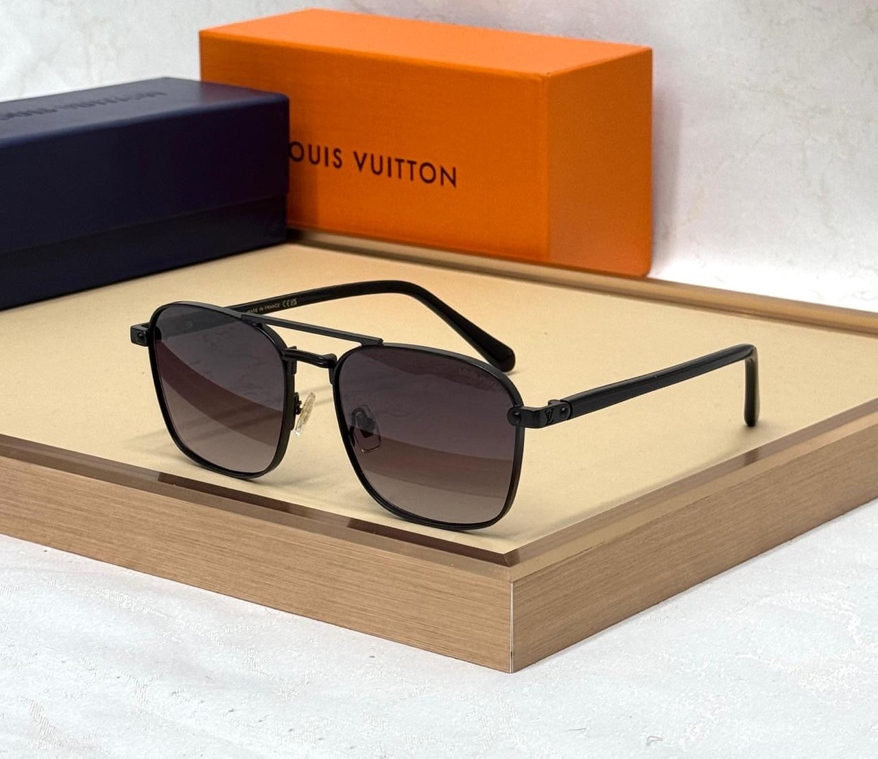 Louis Vuitton Sunglasses 4 colors