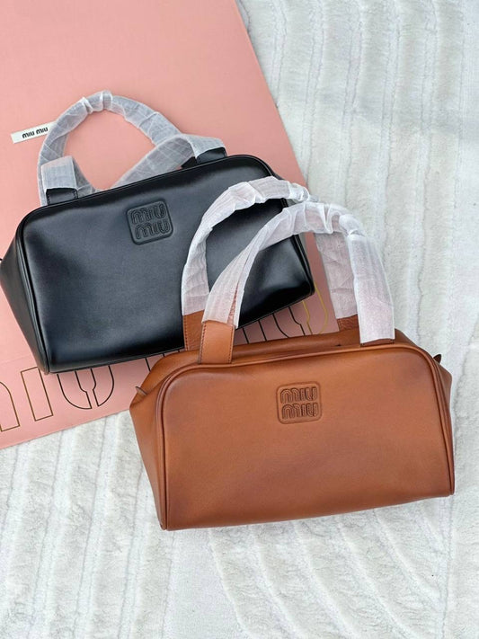 Miu Miu HandBag (VIP Quality)