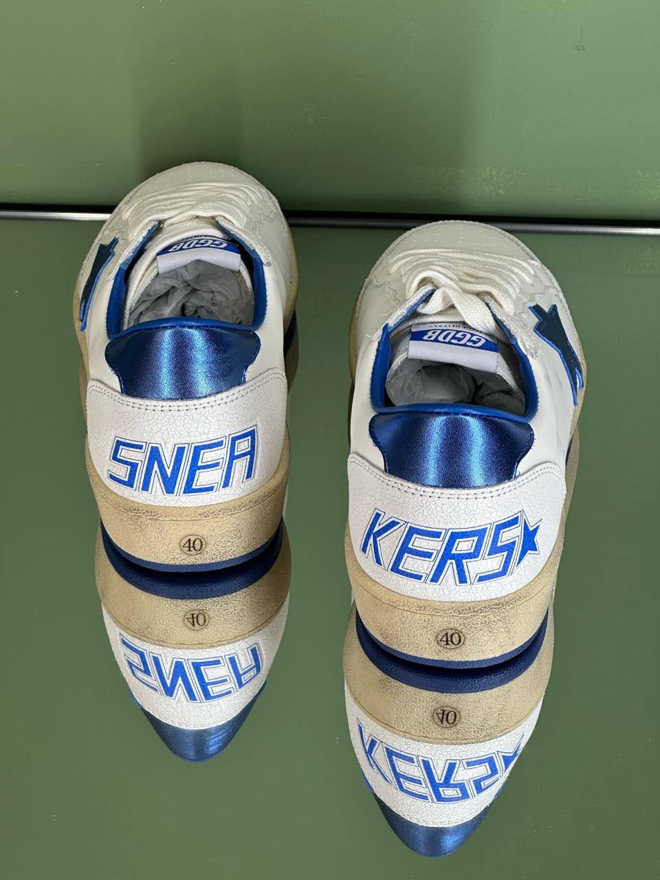 Golden Goose Sneakers