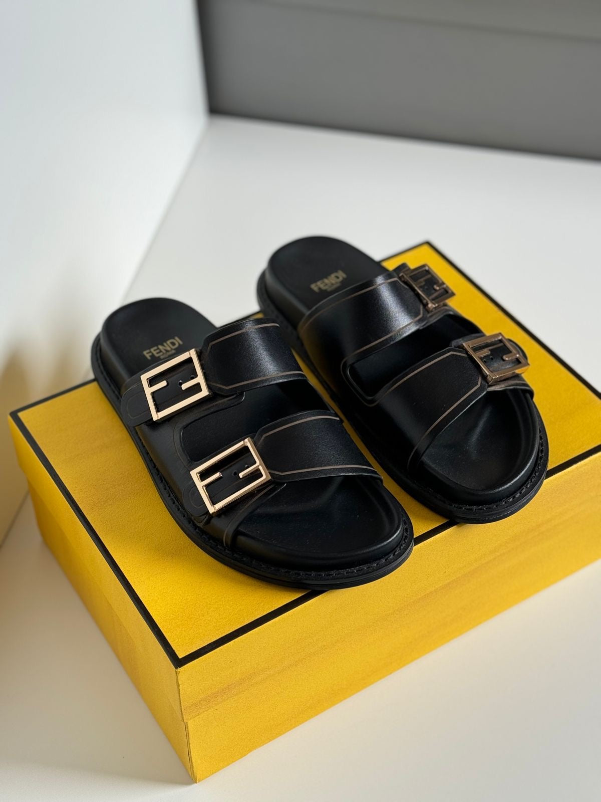 FENDI Slippers