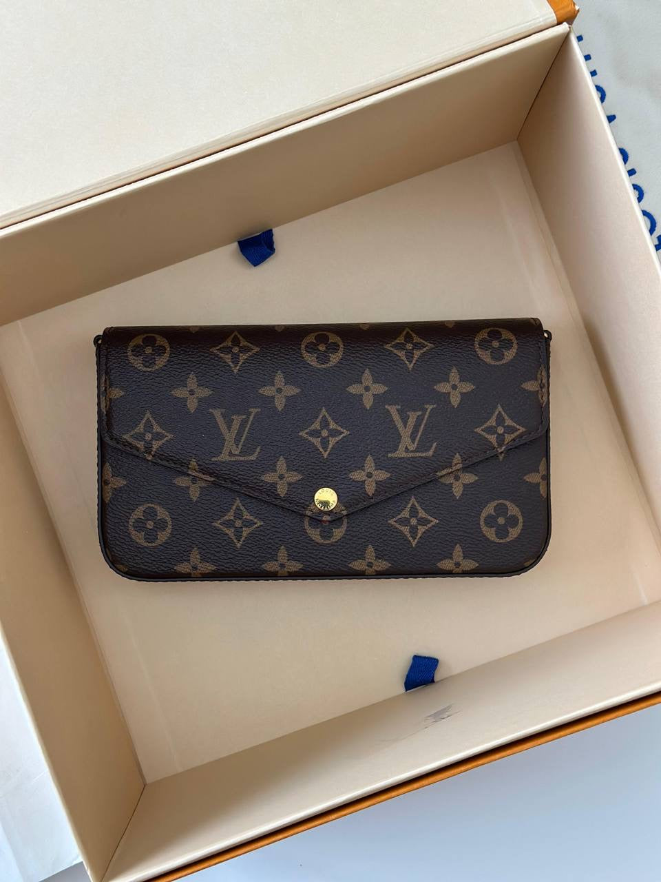 Louis Vuitton Sling Bag (VIP Quality)