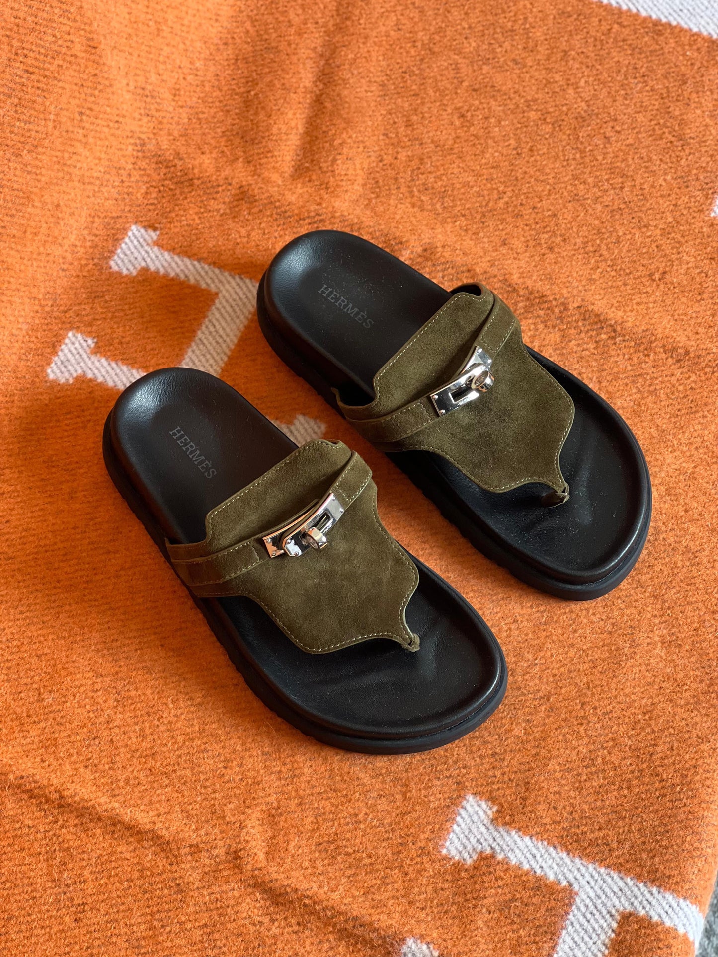Hermes Slippers