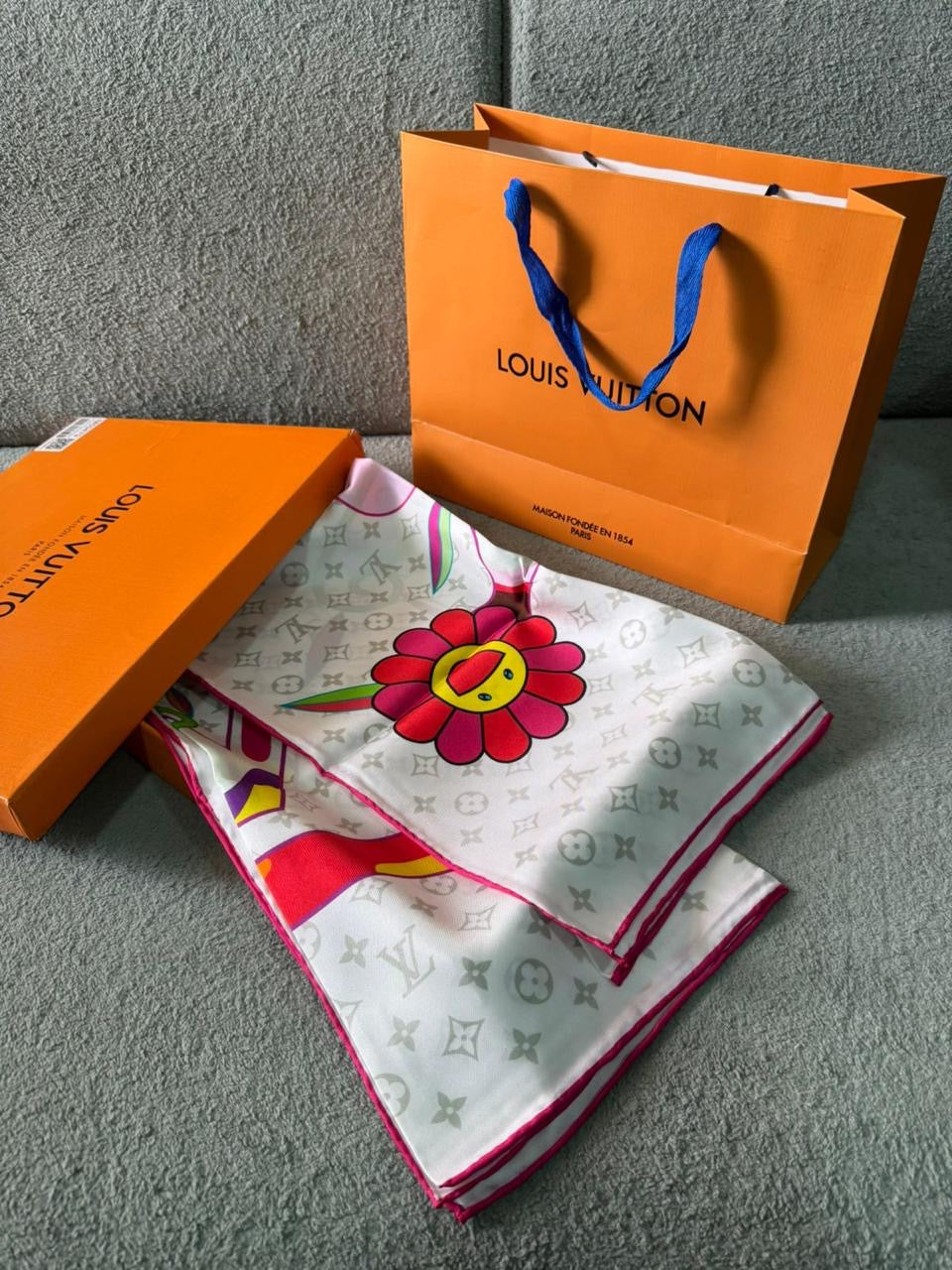 Louis Vuitton Scarfs 6 colors