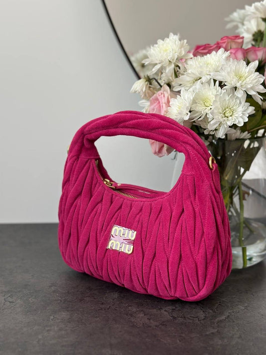 Miu Miu HandBag (VIP Quality)