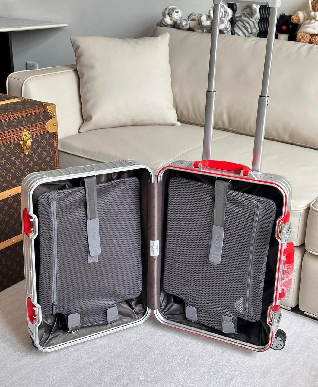Rimowa Trolly Suitcase Set
