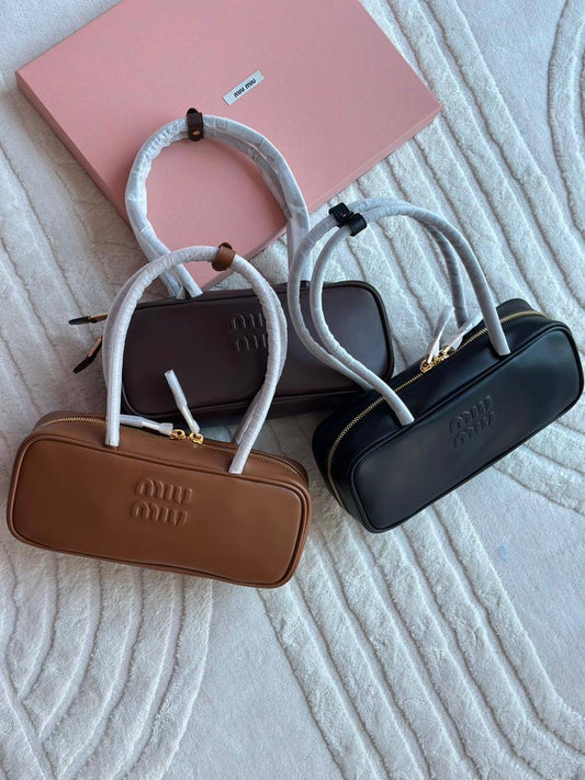Miu Miu HandBag (VIP Quality)