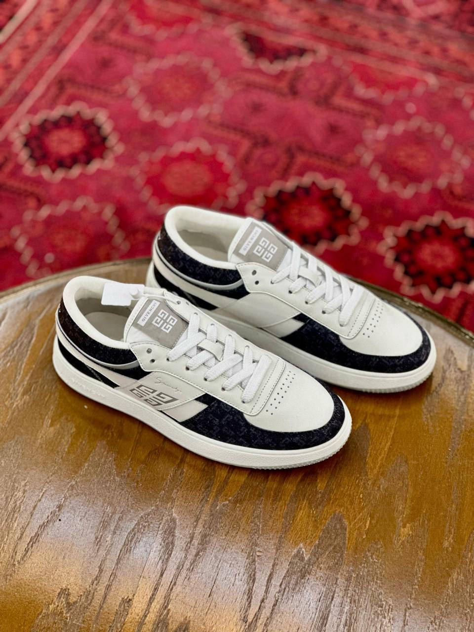 Givenchy Sneakers