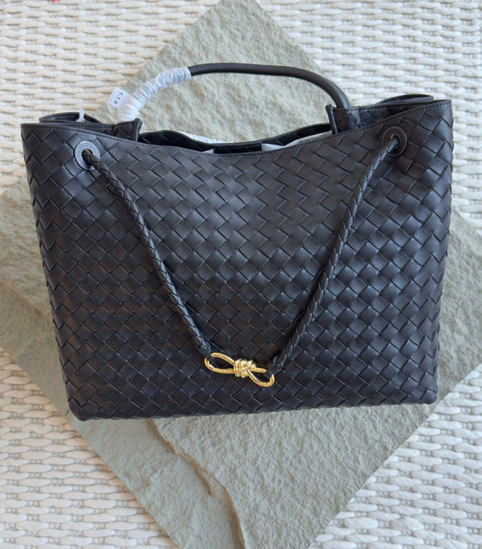 Bottega Veneta HandBag (VIP Quality)