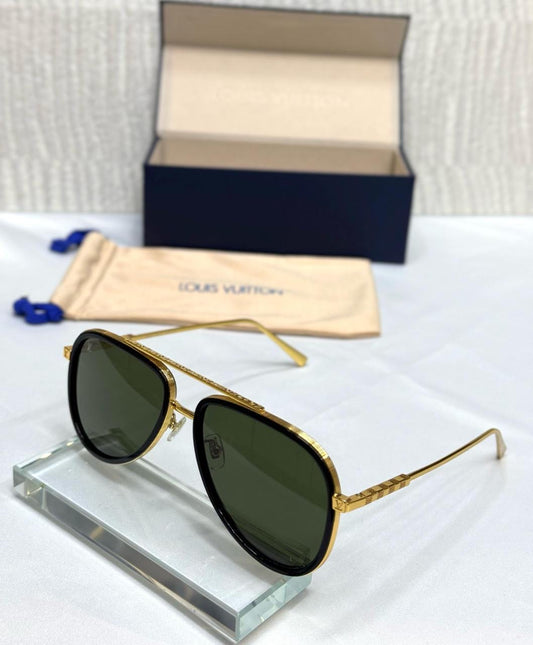 Louis Vuitton Sunglasses 2 colors