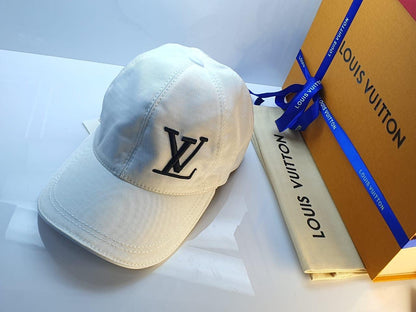 Louis Vuitton Caps 2 colors