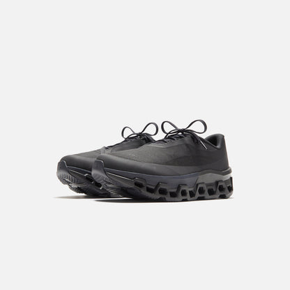On Cloud Sneakers