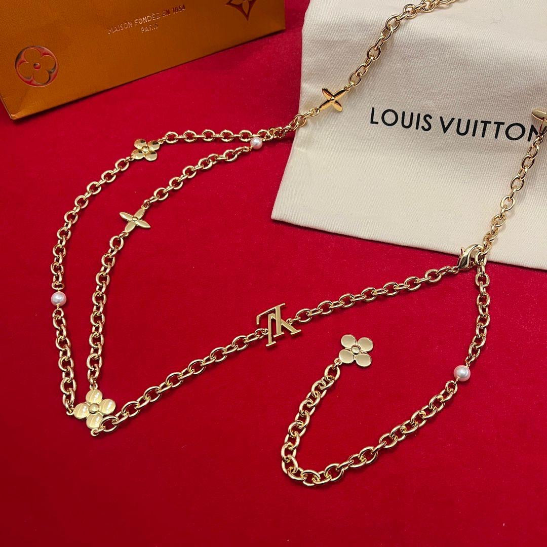 Louis Vuitton Belt 2 colors