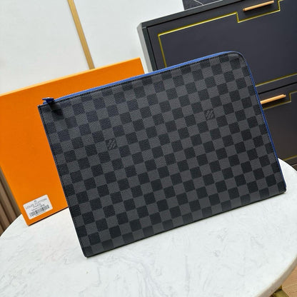 Louis Vuitton Clutch