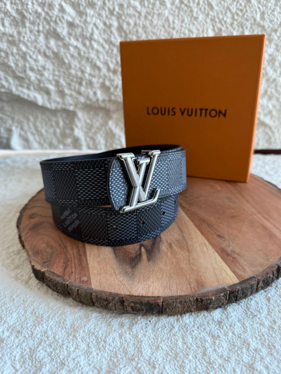 Louis Vuitton Belts 4 colors