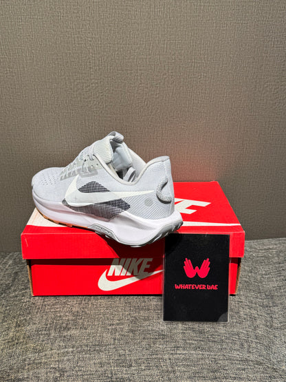 Nike React X