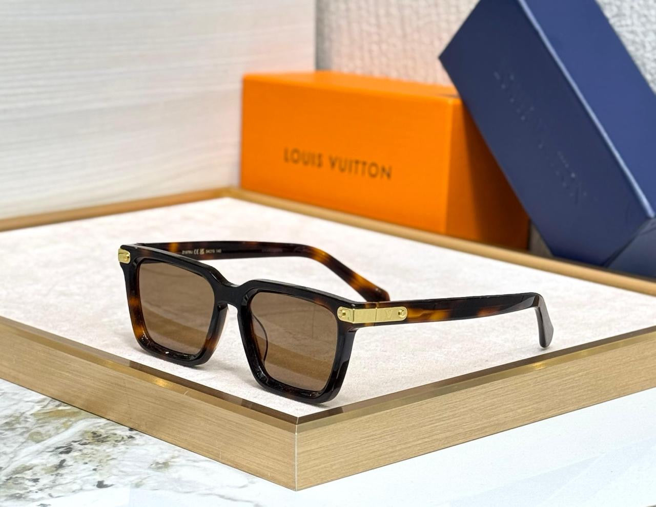Louis Vuitton Sunglasses 4 colors