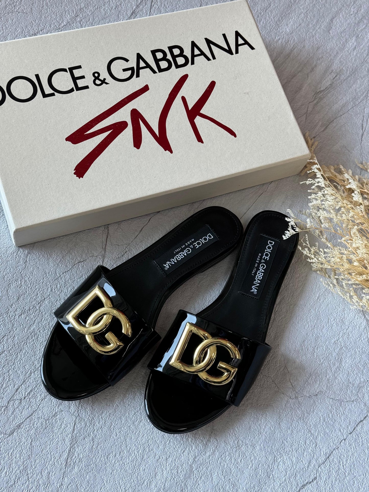 Dolce & Gabbana Slippers