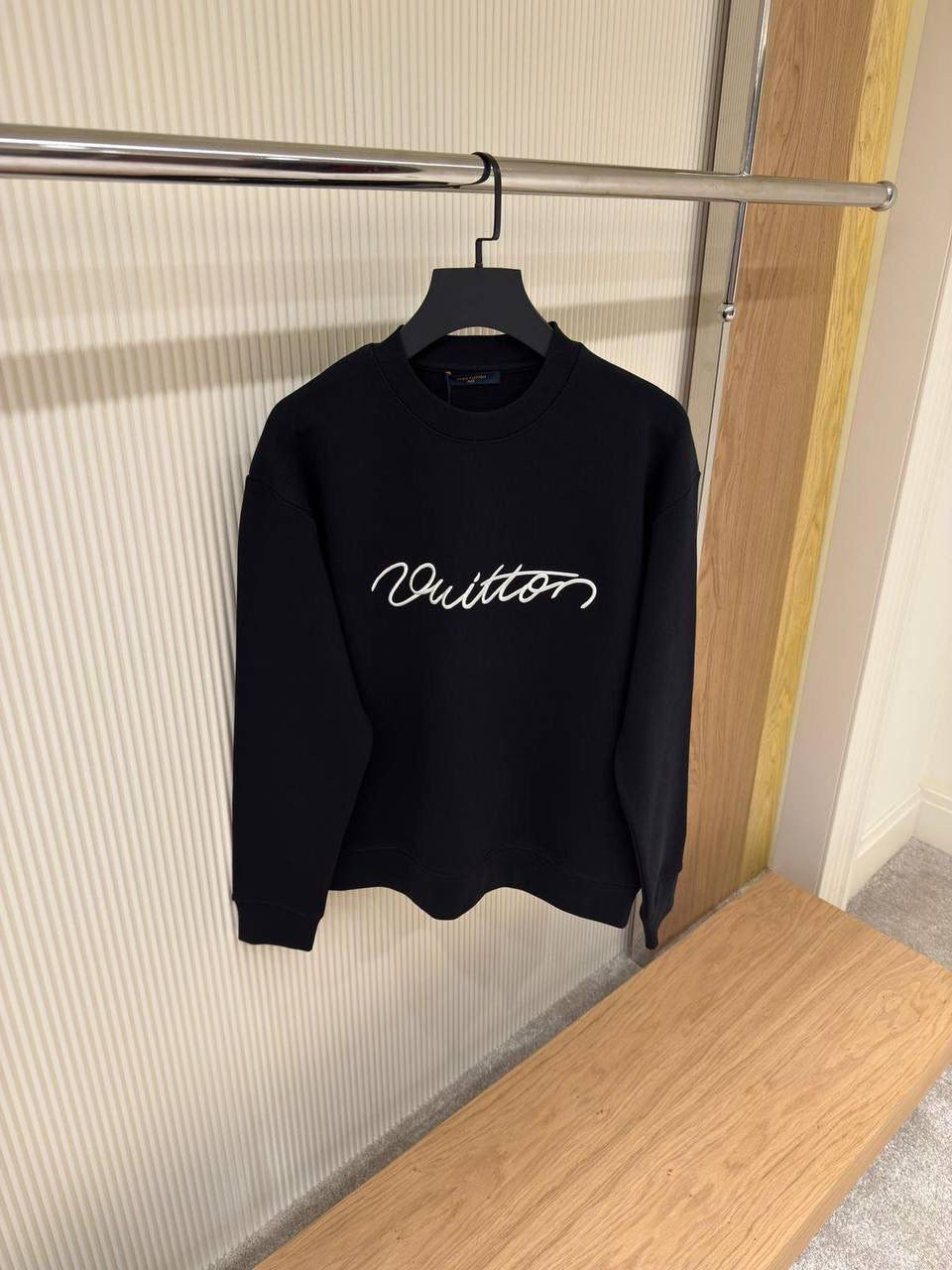 Louis Vuitton Sweatshirt