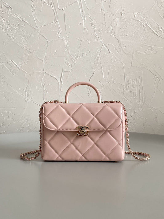 Chanel sling bag 2 colors (vip quality)