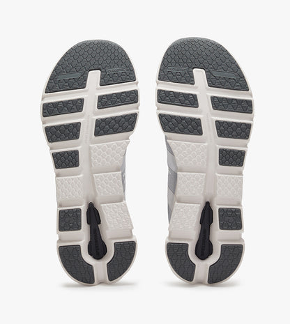 On Cloud  Sneakers
