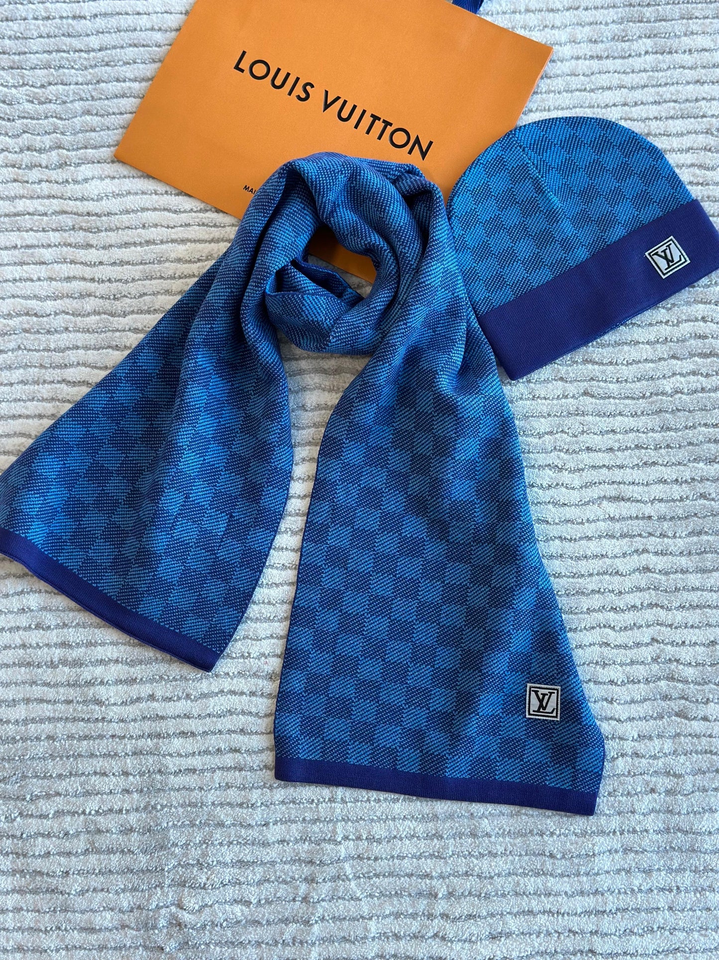 Louis Vuitton Beanie Set 4 colors