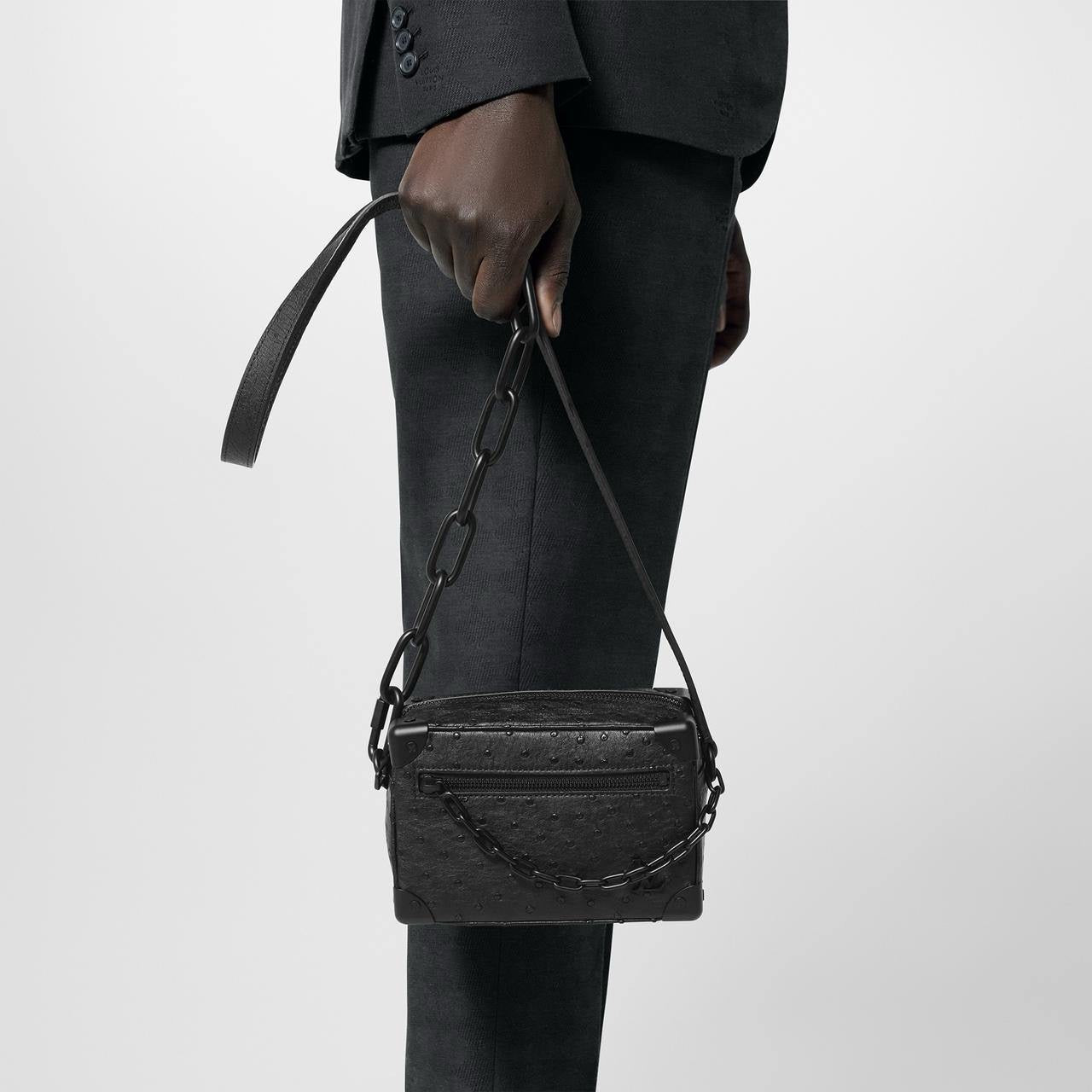 Louis Vuitton Messenger Bag