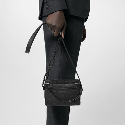 Louis Vuitton Messenger Bag