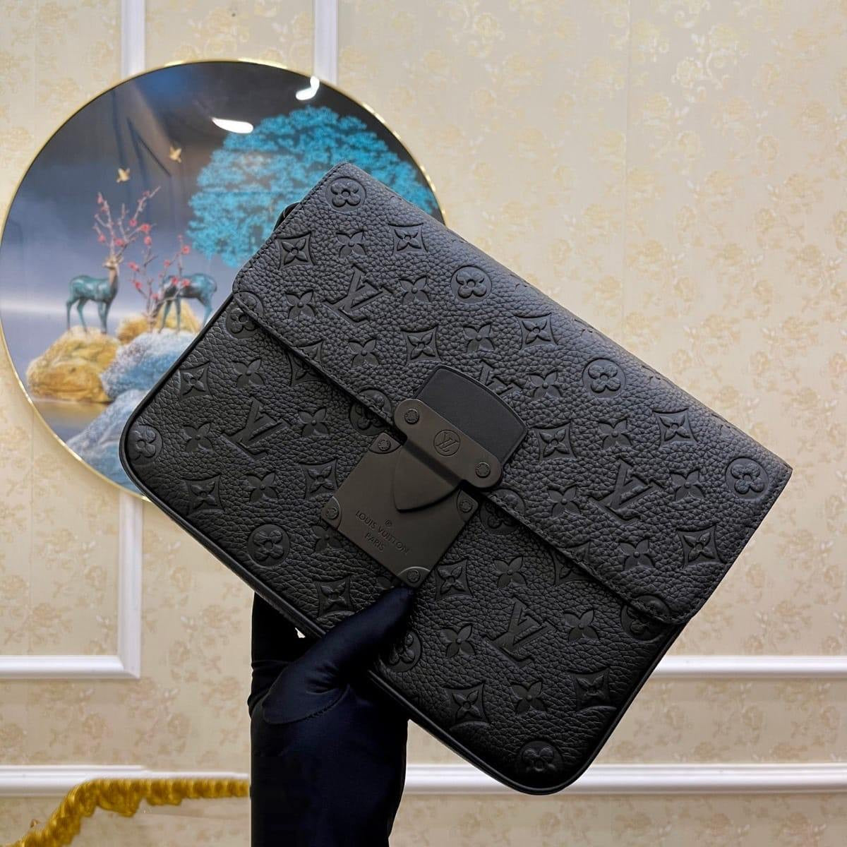 Louis Vuitton Clutch (VIP Quality) 2 colors
