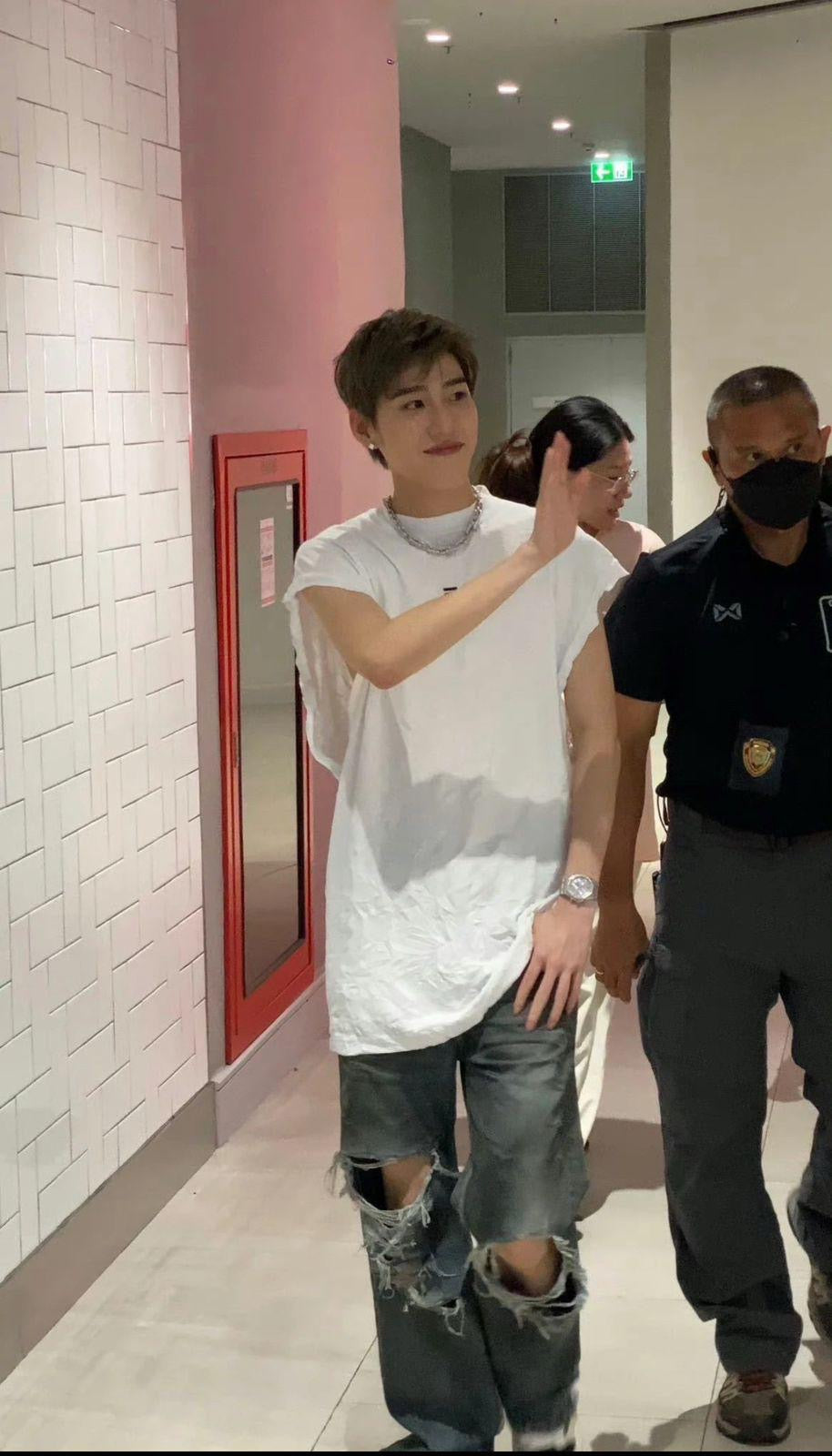 Balenciaga Sleeveless T-Shirt