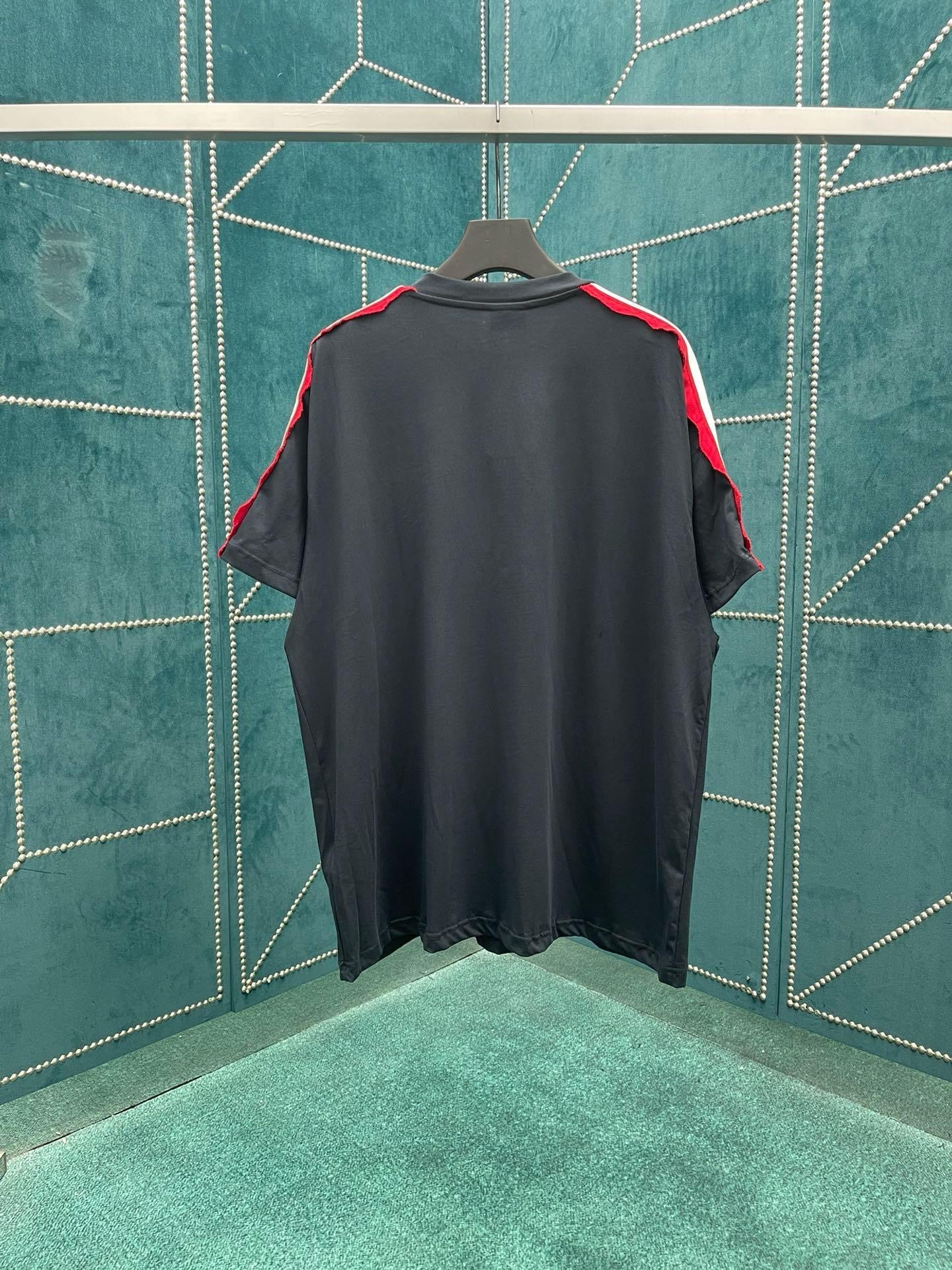 Balenciaga T-Shirt 2 colors