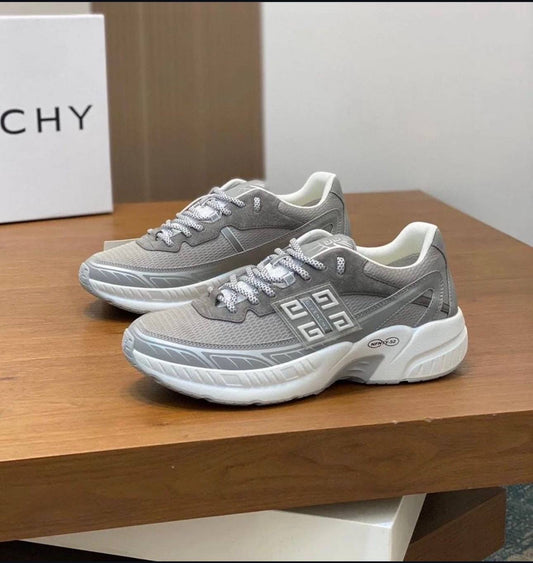Givenchy Sneakers