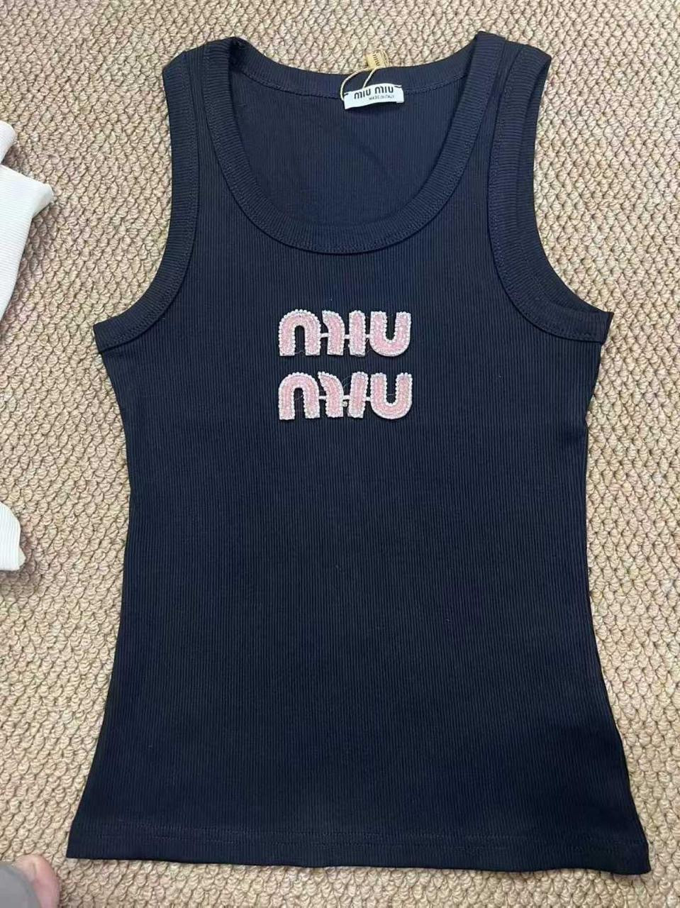 Miu Miu T-Shirt 4 colors