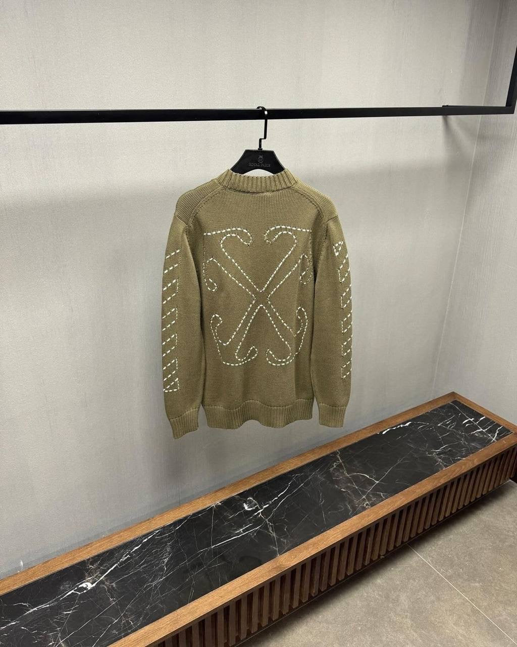 Off White Sweater 4 colors