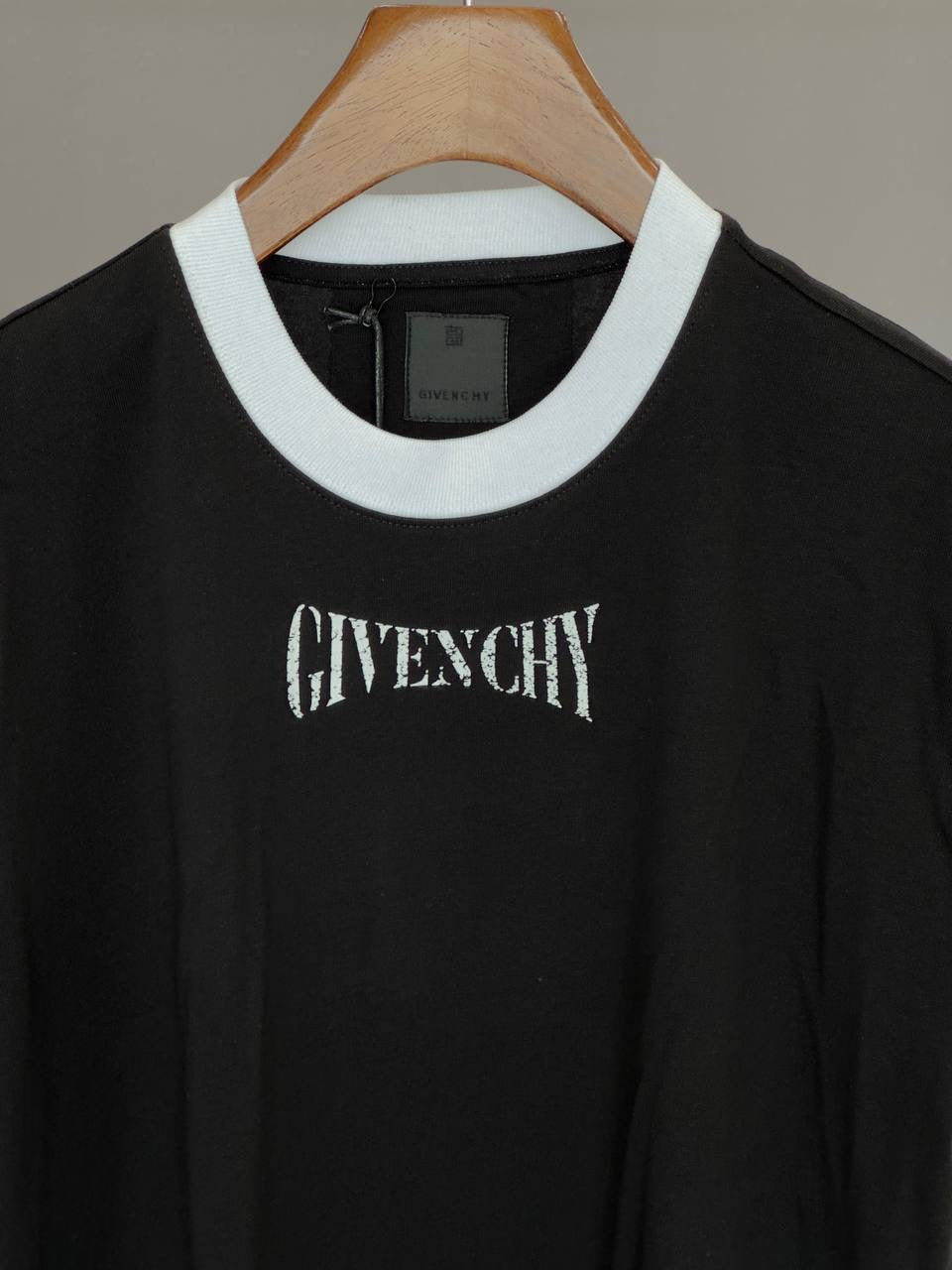 Givenchy T-shirts