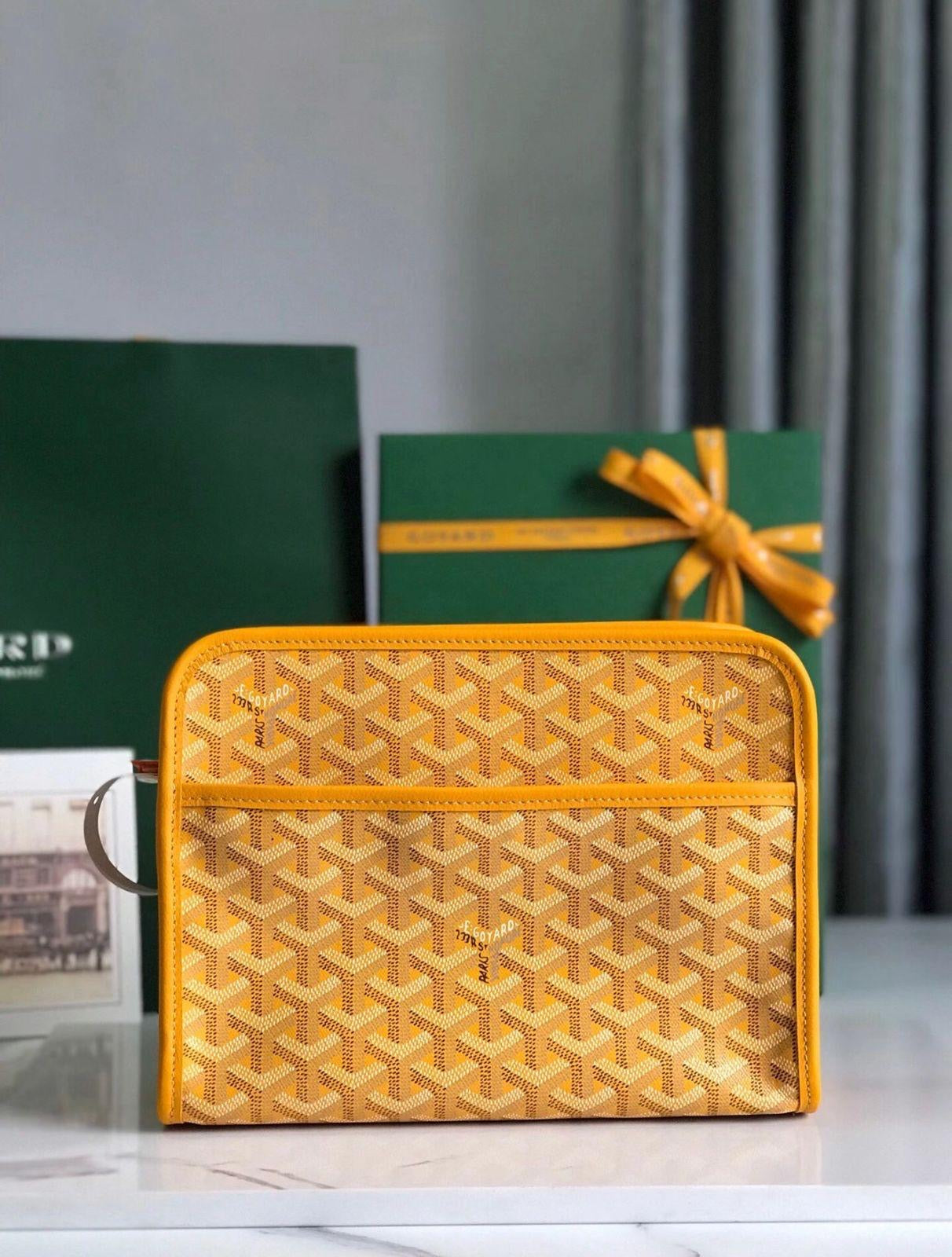 Goyard Clutch (VIP Quality)