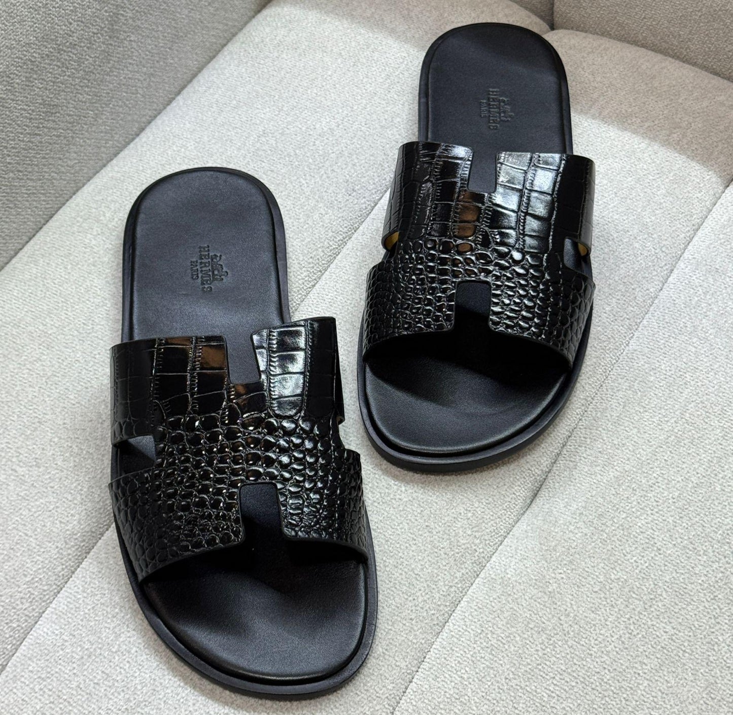 Hermes Slippers 2 colors