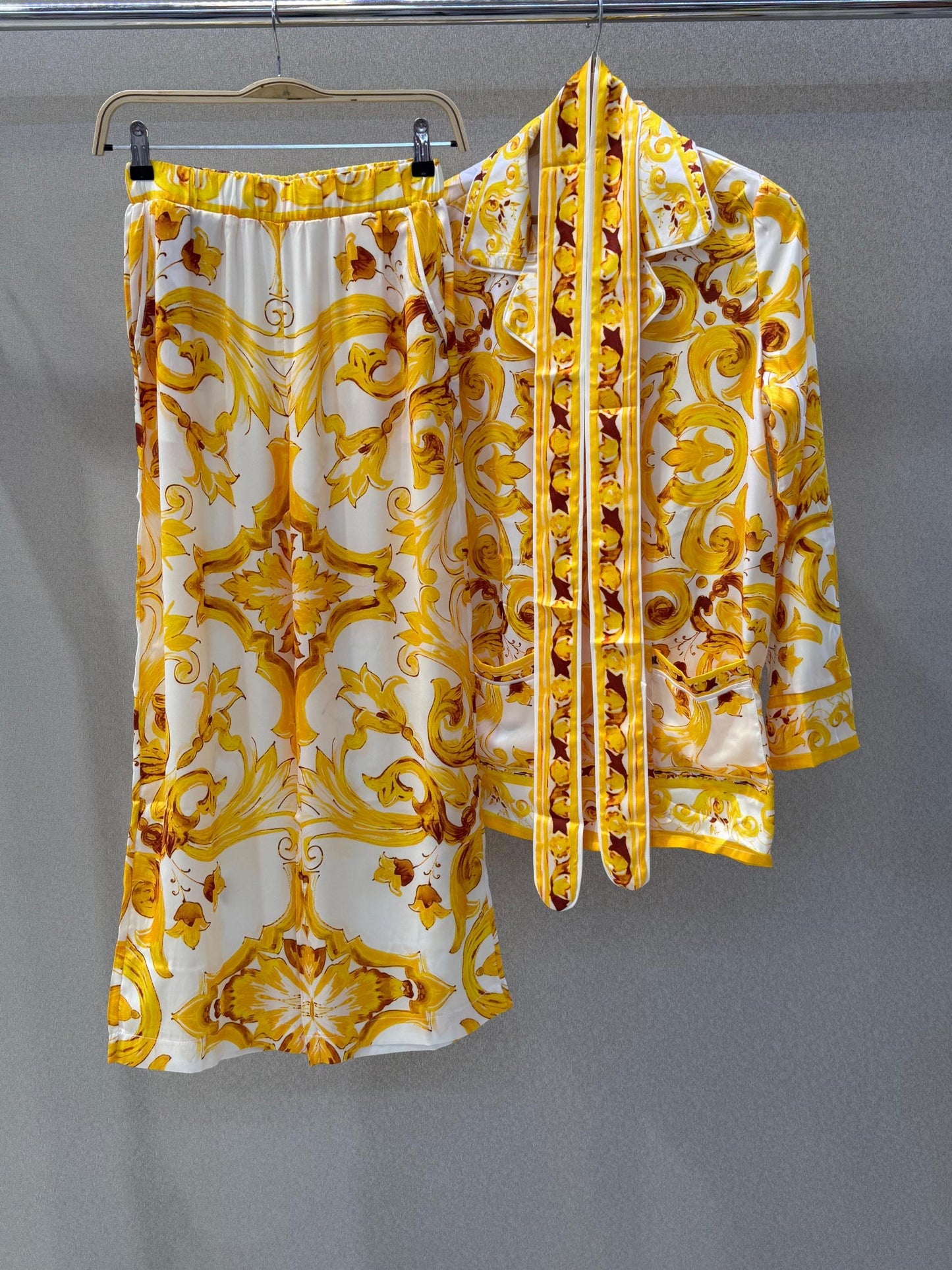 Dolce & Gabbana Set