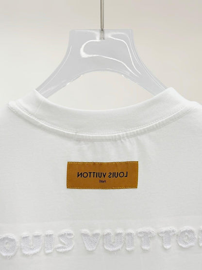 Louis Vuitton T-Shirt 2 colors