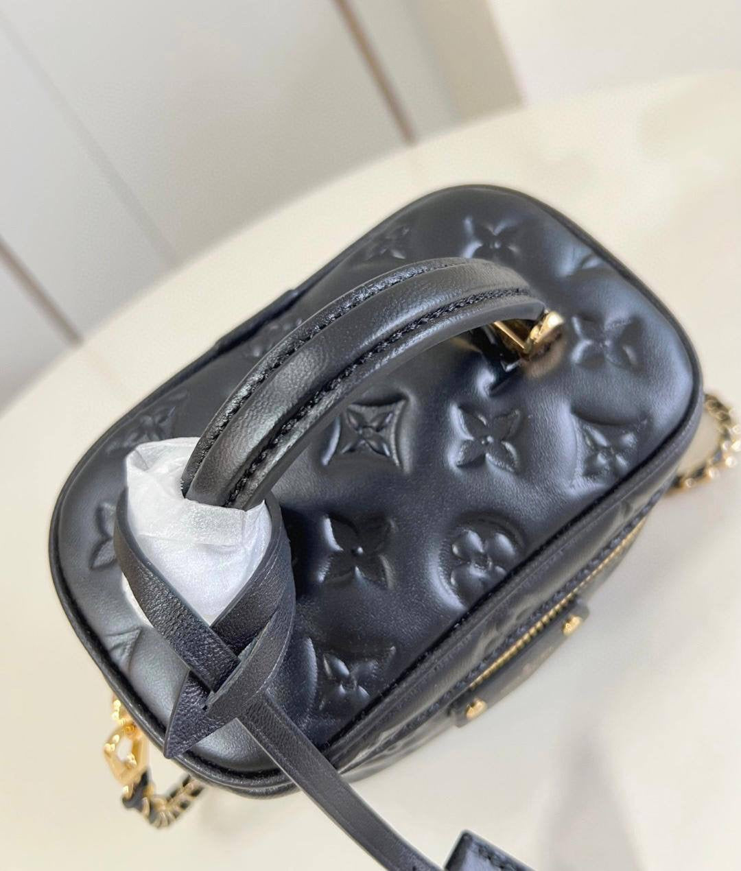 Louis Vuitton Sling Bag (VIP Quality)
