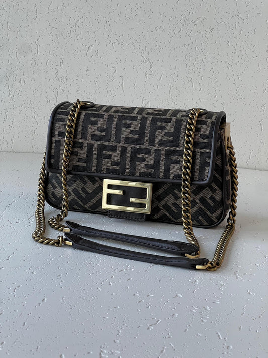 Fendi Sling Bag (VIP Quality)